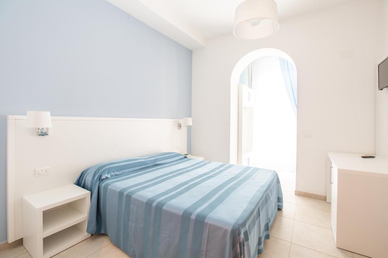 Hotel Falcone Vieste Zewnętrze zdjęcie
