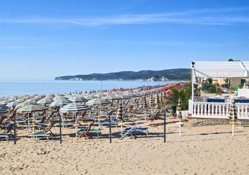 Hotel Falcone Vieste Zewnętrze zdjęcie
