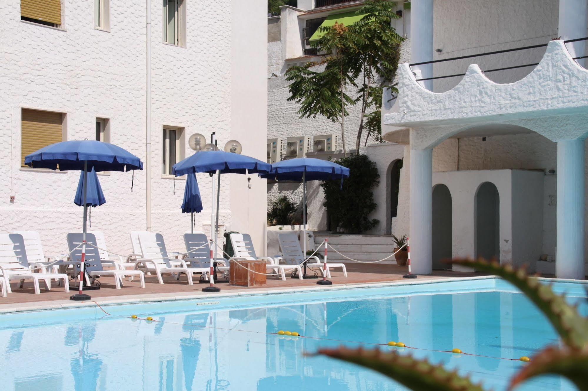Hotel Falcone Vieste Zewnętrze zdjęcie