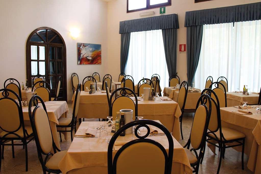 Hotel Falcone Vieste Restauracja zdjęcie