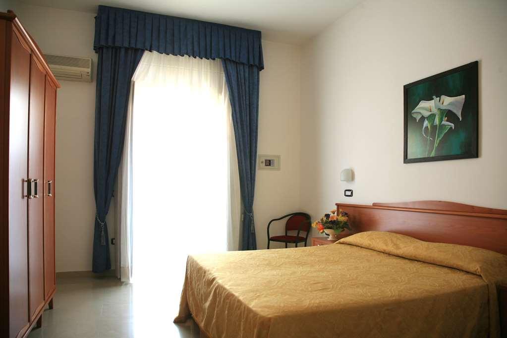 Hotel Falcone Vieste Pokój zdjęcie